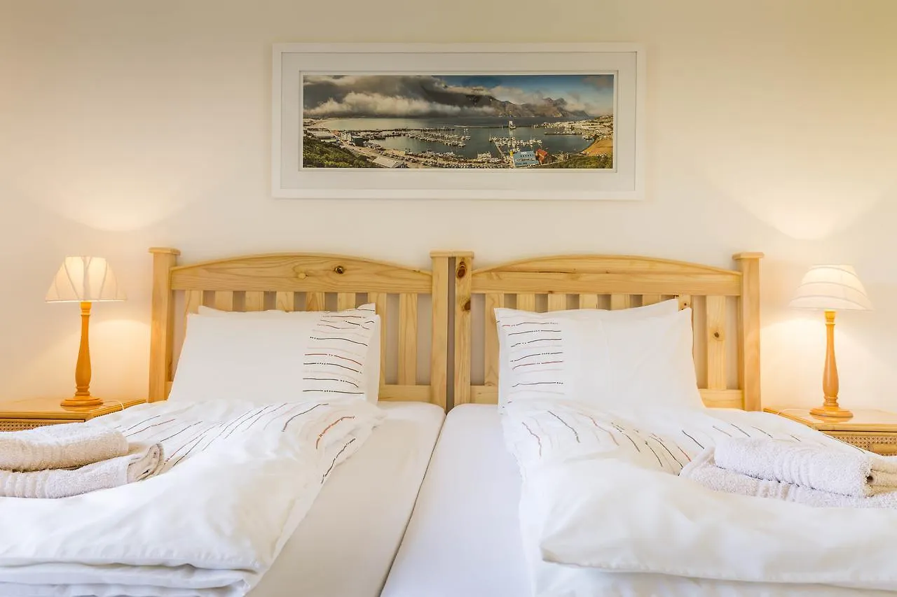 Hout Bay Lodge Bed & Breakfast
