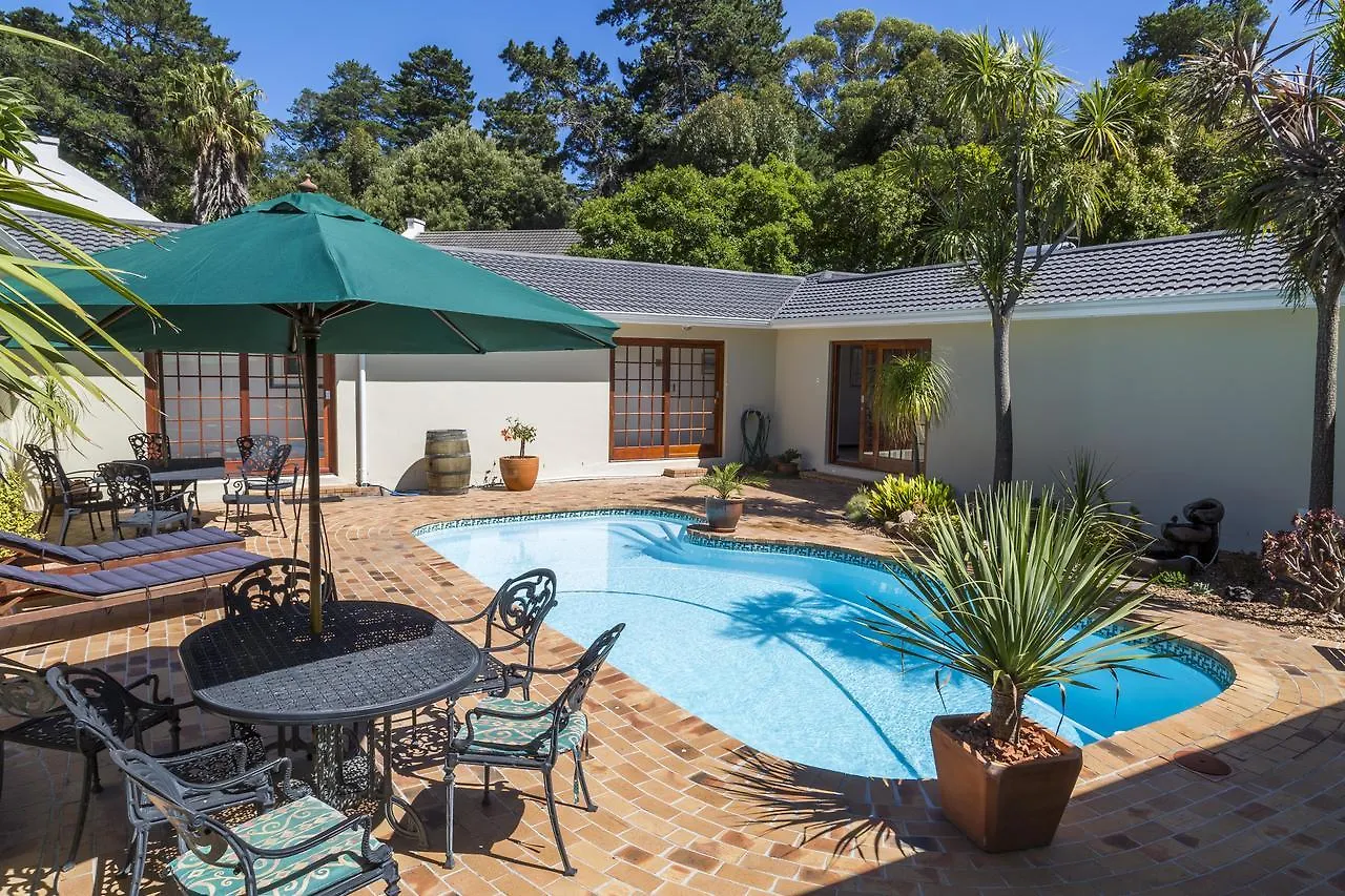 Hout Bay Lodge Bed & Breakfast