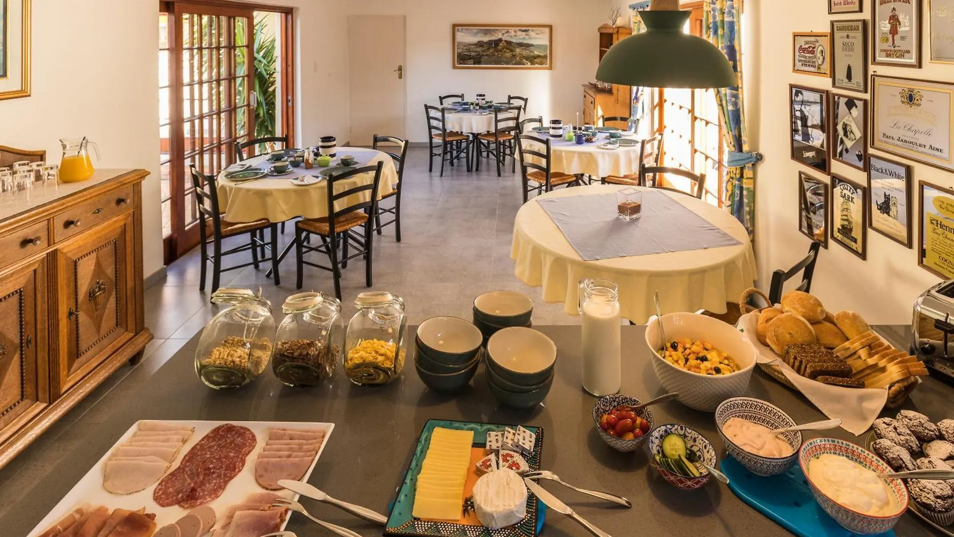 Hout Bay Lodge